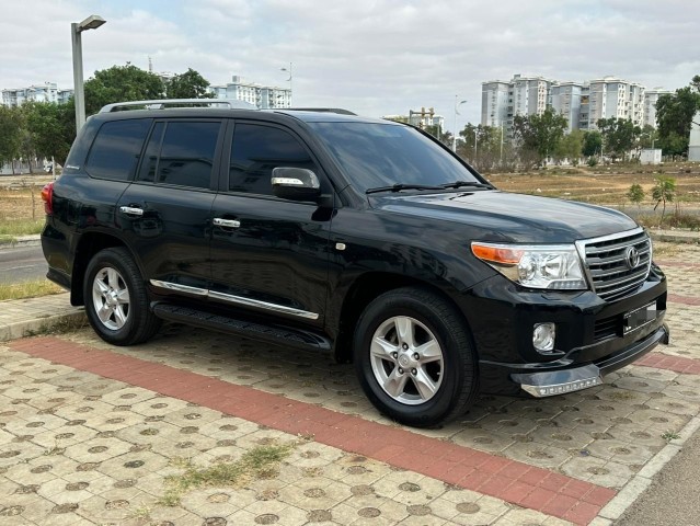 Venda Toyota Land Cruiser 60th - 2013