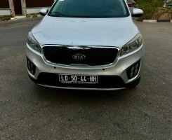 A venda KIA SORENTO | V6
