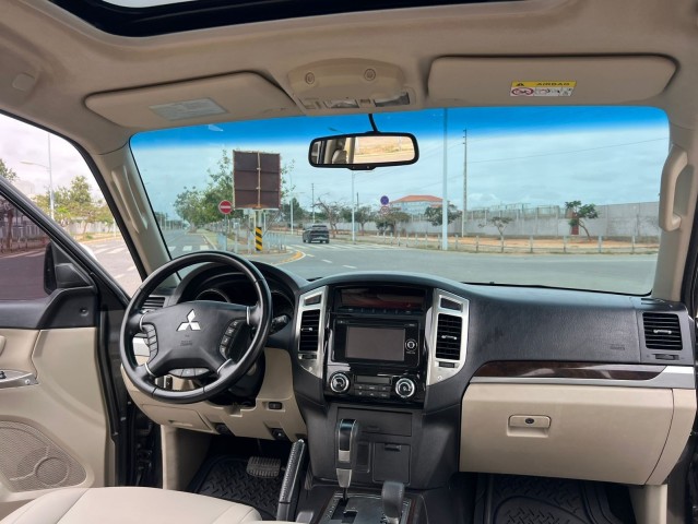 Venda MITSUBISHI PAJERO FULL OPTION