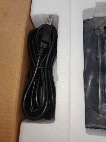 Venda Controladora MIDI Behringer CMD LC-1