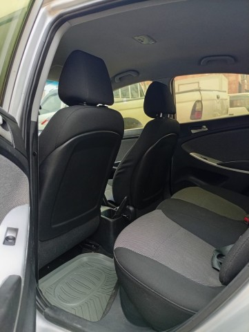 Venda HYUNDAI ACCENT LIMPO