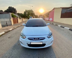 Comprar HYUNDAI ACCENT FULL OPTION LIMPO