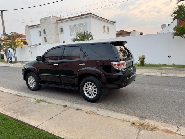 Venda Vendo Toyota Fortuner Super Limpo
