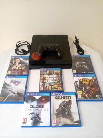 Venda PlayStation 4 Fat de 500 GB