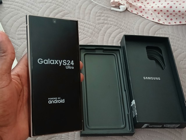 Venda Samsung Galaxy S24 Ultra NOVO