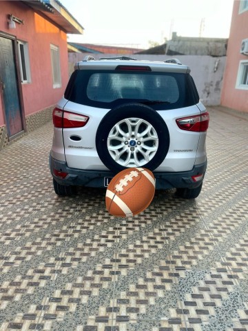 Venda Ford Ecosport Titanium- versão Top de Gama - Viana