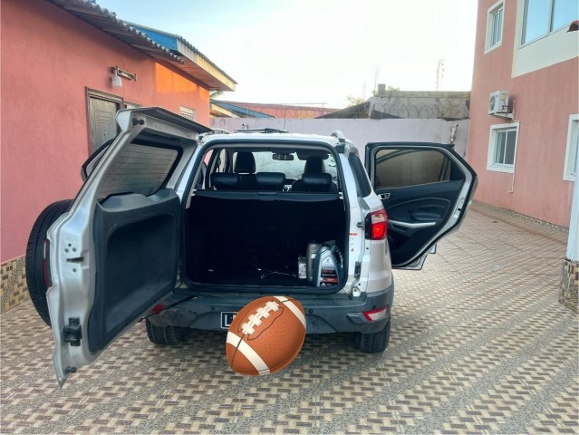 Venda Ford Ecosport Titanium- versão Top de Gama - Viana