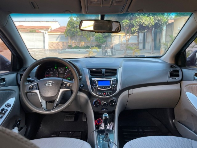 Venda HYUNDAI ACCENT 1.6