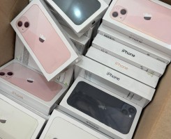 A venda *iPhone 13 normais Novos* 128gb Cada 420 mil *Politica de troca dispon...