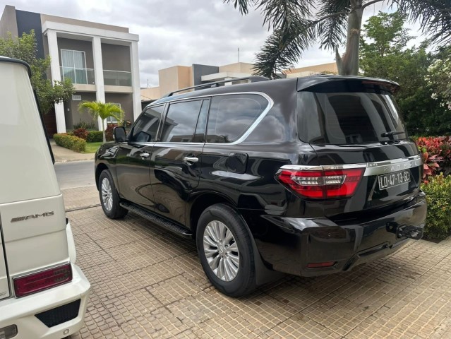 Venda NISSAN PATROL PLATINUN