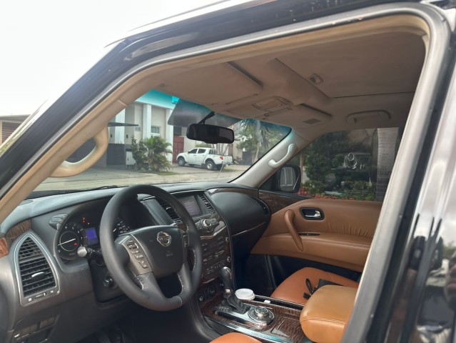 Venda NISSAN PATROL PLATINUN