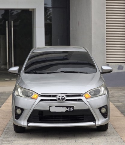 Venda TOYOTA YARIS LIMPO
