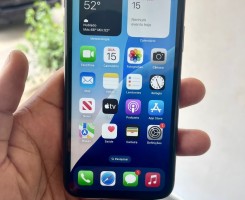A venda IPhone 11 64GB normal