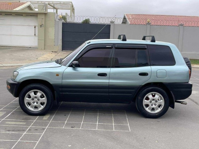 Venda Vendo Toyota RAV4