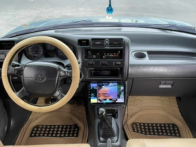 Venda Vendo Toyota RAV4