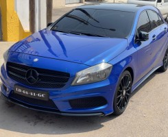 A venda MERCEDES BENZ | AMG A200