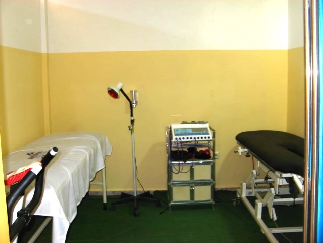 Venda Oportunidade Única: Centro de Reabilitação em Funcionamento e Equipado com Tecnologia de Ponta à Venda