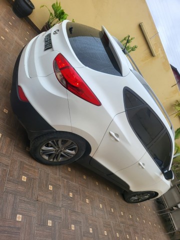Venda HYUNDAI TUCSON FULL OPTION