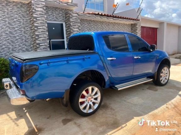 Venda Mitsubishi L200