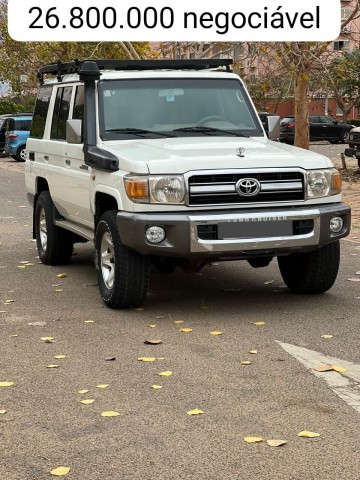 Venda Toyota land Cruise