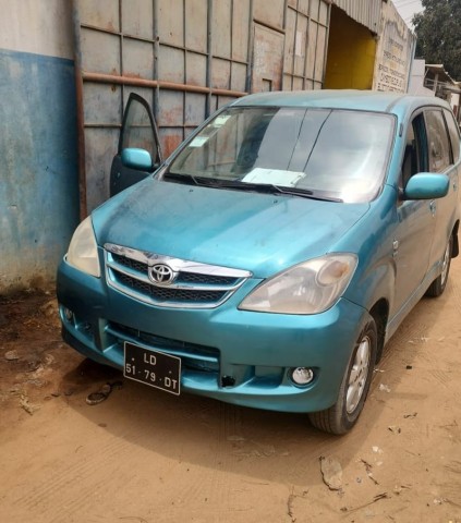 Venda Toyota avanza