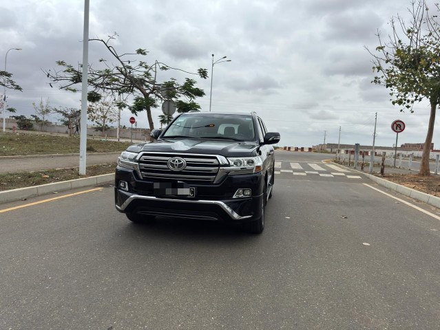 Venda TOYOTA LAND CRUISER GXR FULL OPTION 2018