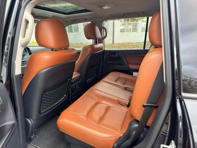 Venda TOYOTA LAND CRUISER GXR FULL OPTION 2018