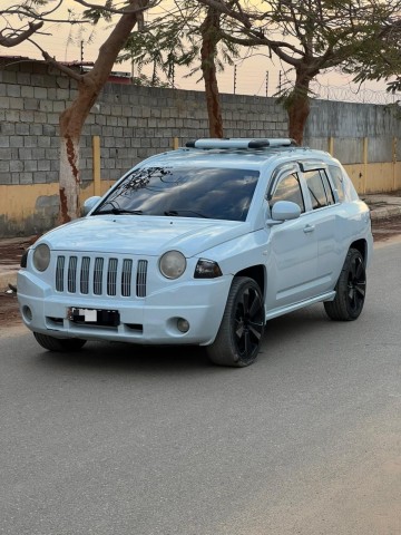 Venda JEEP COMPASS 4x4