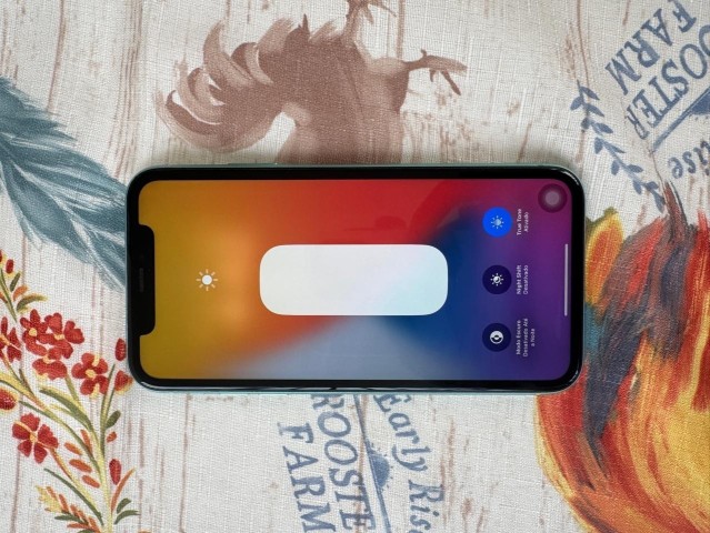 Venda IPhone 11, 128GB