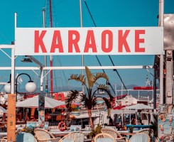 Comprar Produzir musiucas em Karaoke