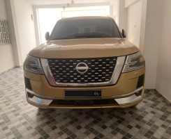 A venda NISSAN PATROL PLATINUM FULL OPTION