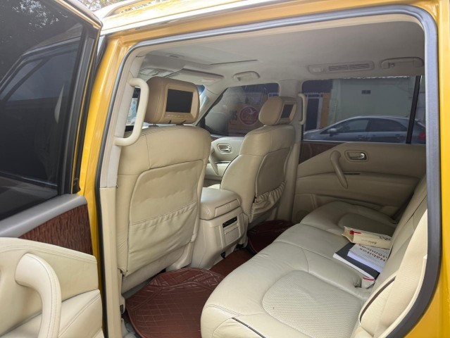 Venda NISSAN PATROL PLATINUM FULL OPTION