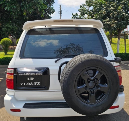 Venda Toyota land Cruise