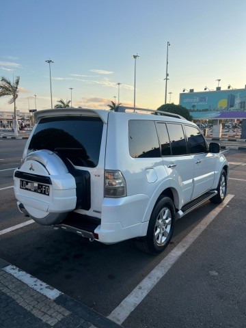 Venda Mitsubishi Pajero série F