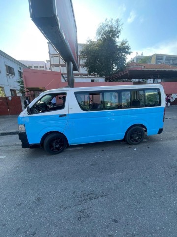 Venda TOYOTA HIACE QUADRADINHO