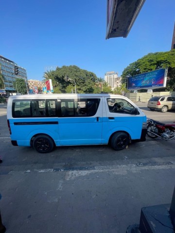 Venda TOYOTA HIACE QUADRADINHO