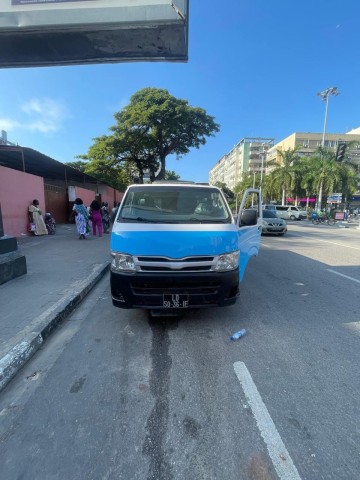 Venda TOYOTA HIACE QUADRADINHO