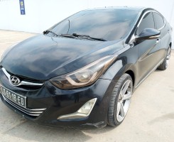 Comprar Hyundai Elantra bom amarro