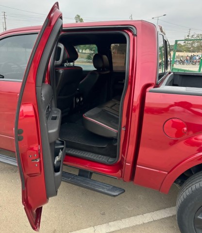 Venda Vendo Ford F- 150 Limpa