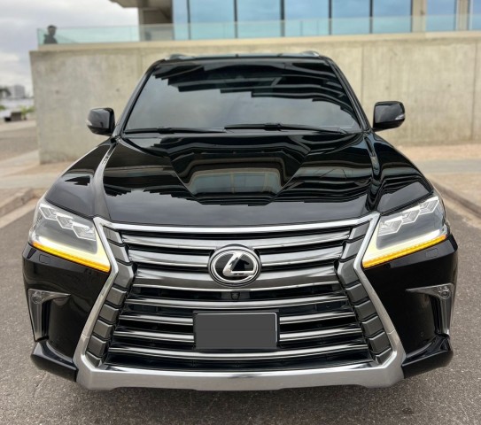 Venda LEXUS 570 SUPER SPORT PLUS V8 5.7