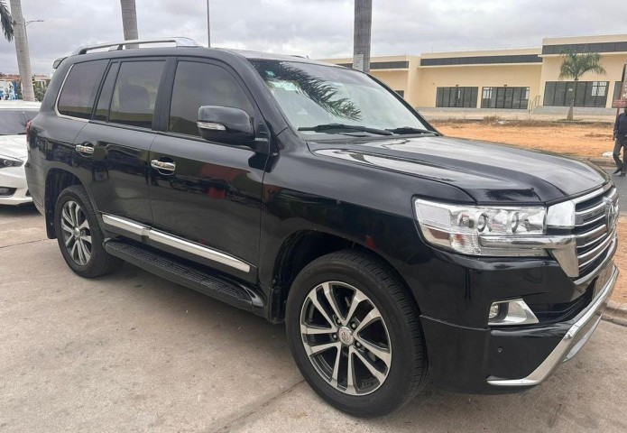 Venda Toyota land Cruise