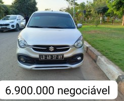 A venda Suzuki celeiro