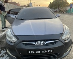 Comprar Vendo o meu Hyundai Accent 2014