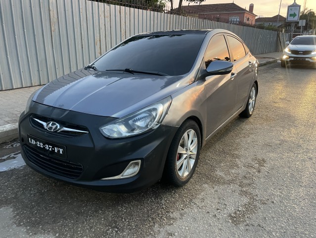 Venda Vendo o meu Hyundai Accent 2014
