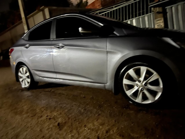 Venda Vendo o meu Hyundai Accent 2014