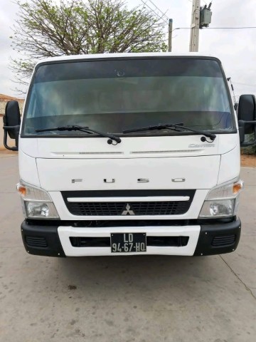 Venda Vendo Mitsubishi Canter Limpa