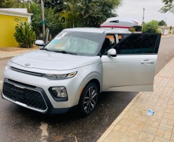 A venda VENDO UM CARRO KIA SOUL