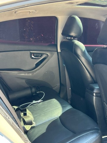 Venda HYUNDAI ELANTRA LIMPO