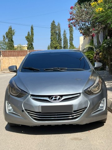 Venda HYUNDAI ELANTRA LIMPO