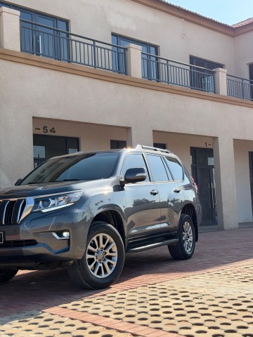 Venda Toyota LandCruiser Prado